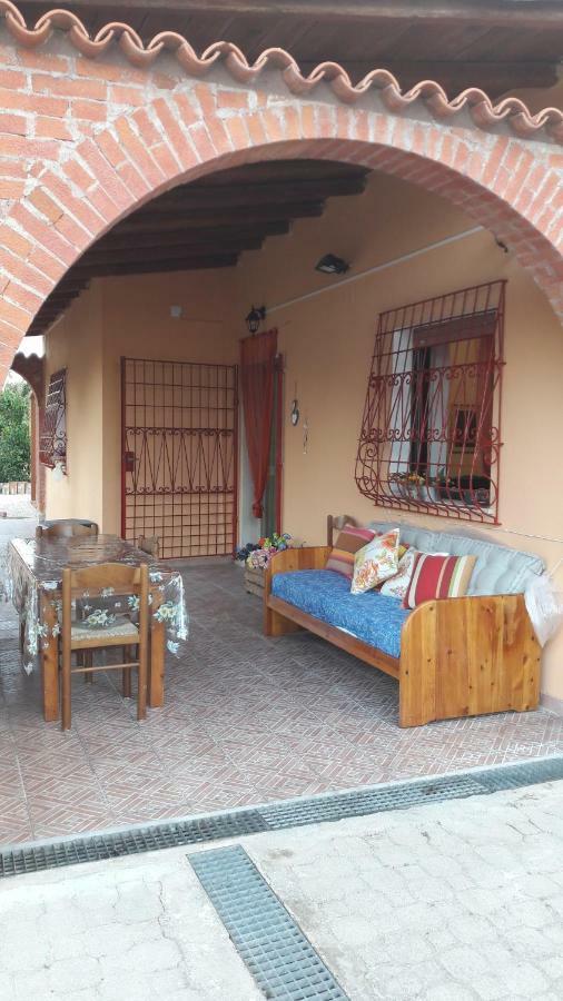 Casa Marina Lu Tuvaraggiu Casa Vacanze Sorso Eksteriør bilde