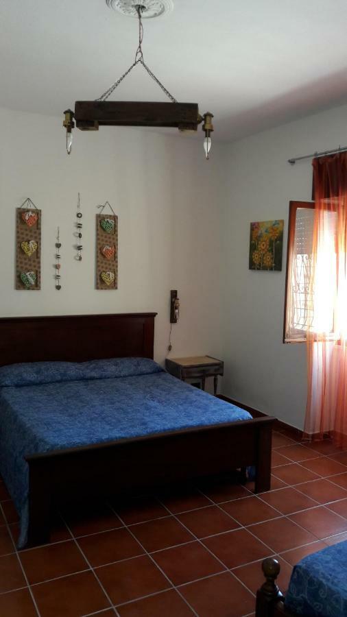 Casa Marina Lu Tuvaraggiu Casa Vacanze Sorso Eksteriør bilde